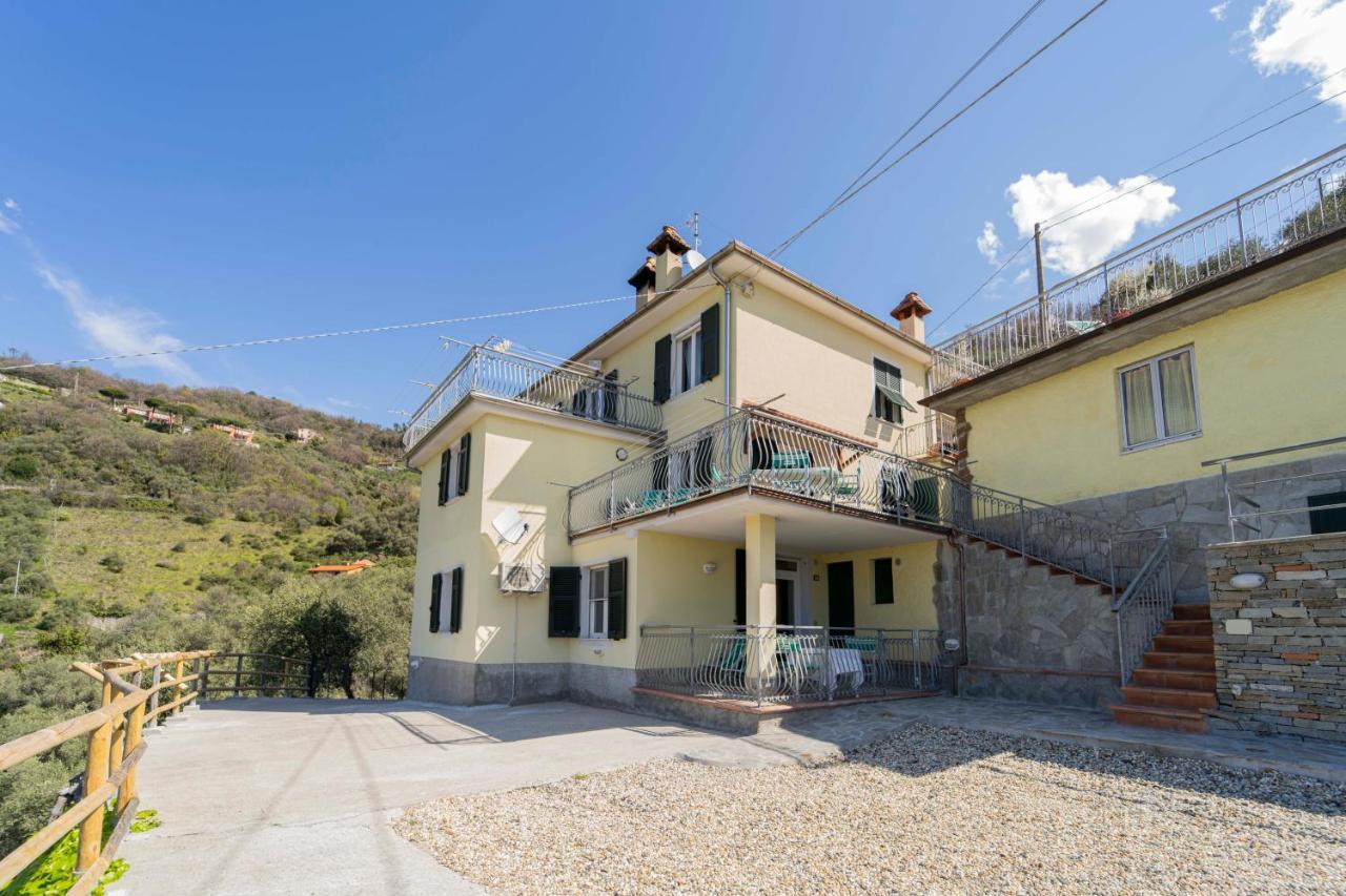 Casa Vacanza Il Portico Moneglia Eksteriør billede
